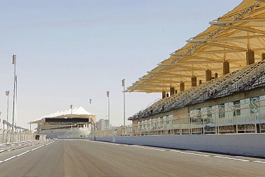 YAS MARINA ABUDHABI 06   430 X